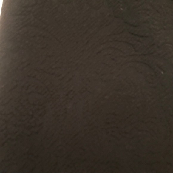 Chico's Black Textured Elastic Waist Crop Pants Chico size 2.5 US 14R - Picture 2 of 8